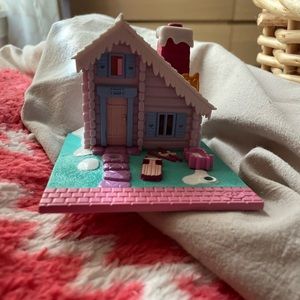Vintage Polly Pocket Ice house set